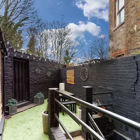 Lovely 2 Bedroom Apartment Near Highgate Station Лондон Екстериор снимка